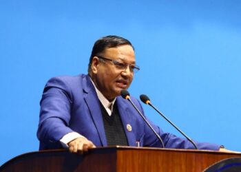 माओवादी सांसदले भने : कसैको अनुहार हेर्न जरुरी छैन सरकार अगाडि बढोस्