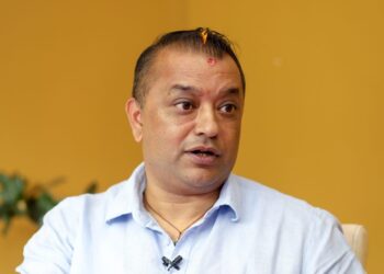 कांग्रेस बैठकमा महामन्त्रीको प्रस्ताव : वर्षमा दुई वटा केन्द्रीय समिति बैठक उपत्यका बाहिर￼