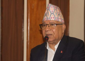 ललिता निवास प्रकरणमा बदमासी गर्नेले दण्ड पाउनुपर्छ, सरकारलाई हाम्रो साथ छ : माधव नेपाल