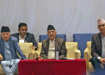 गृहमन्त्रीमाथि नैतिक प्रश्न गर्ने र जवाफ माग गर्ने एमालेको निर्णय