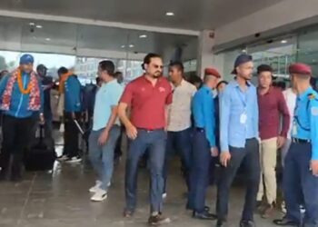 एसिया कप क्रिकेट खेलेर नेपाल फर्केको राष्ट्रिय टोलीको भव्य स्वागत भएको छ ।