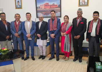 वार्षिक १२/१३ खर्बको विद्युत् निर्यात हुन्छ, लगानीमा समस्या छैन : गभर्नर