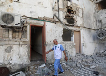 गाजा क्षेत्रका अस्पतालमा इजरायली सेनाको बर्बरता, तस्वीरहरू