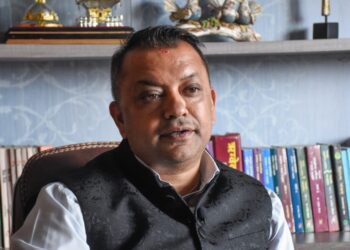 एनसेल बिक्री रातारात भएको होइन, राजनीतिक र प्रशासनिक नेतृत्वको साँठगाँठ छ : गगन थापा