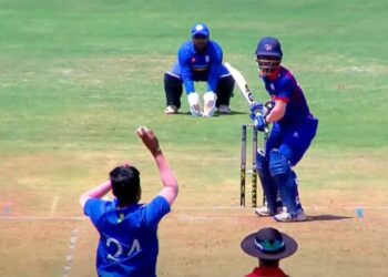 फाइनलमा नेपालले गुजरातलाई दियो १७७ रनको लक्ष्य