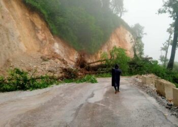 पहिराले खोडपे–बझाङ जयपृथ्वी राजमार्ग पुनः बन्द