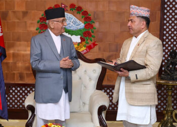 सामाजिक सञ्जालबाटै मुख्यसचिवलाई प्रधानमन्त्रीको निर्देशन