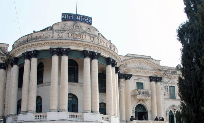 Bal-Mandir-Naxal