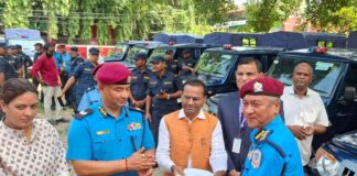 मधेश प्रदेश सरकारले नेपाल प्रहरीलाई दियो १२ वटा गाडी